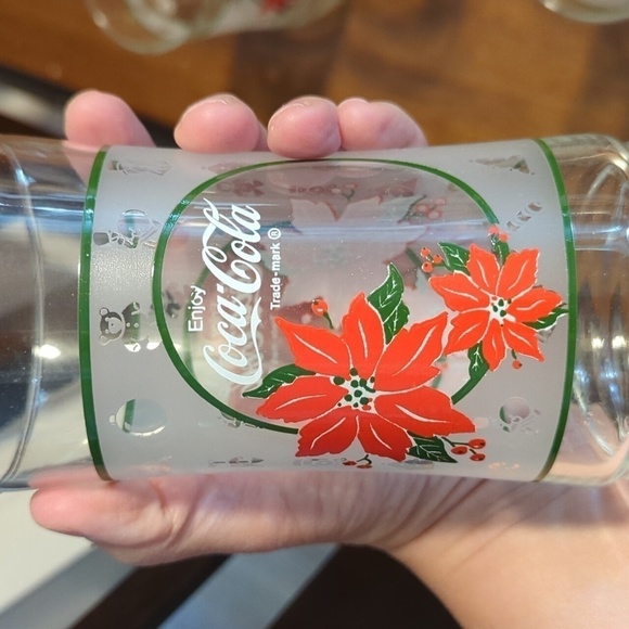 6 Coca-Cola Christmas Holiday Glass drinking Cups 14 oz excellent condition - Picture 6 of 8
